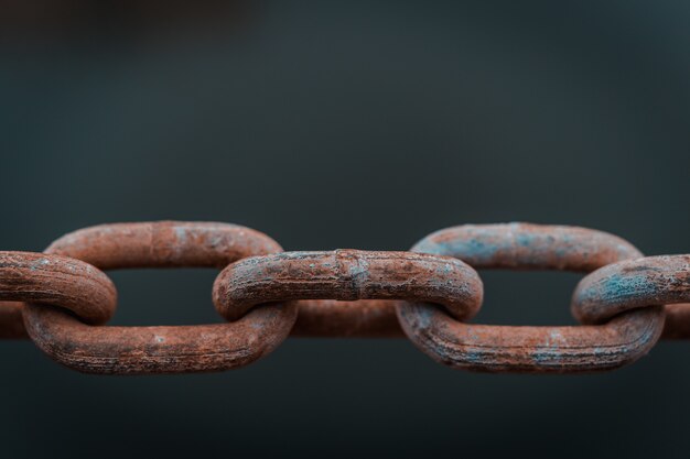 https://img.freepik.com/premium-photo/oxide-old-chains-river-sea-background-full-defocused_484272-139.jpg?size=626&ext=jpg