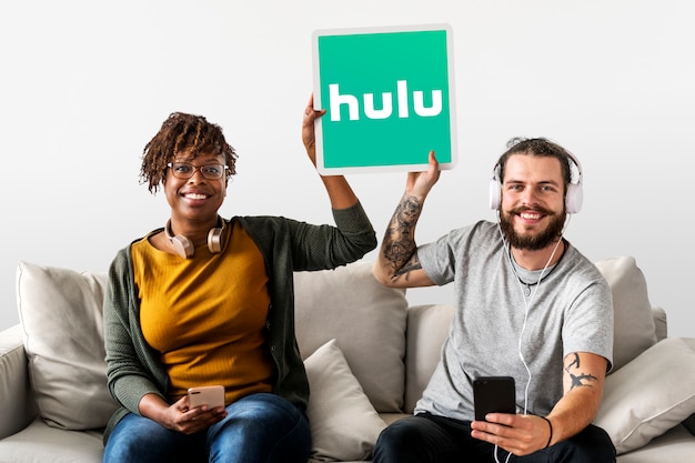 Paar dat een Hulu-pictogram toont