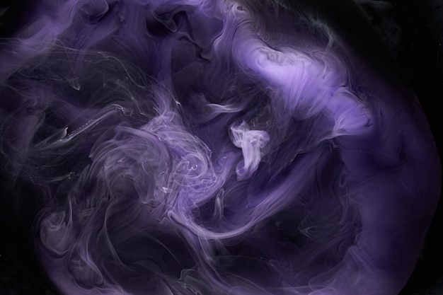 Paars lila veelkleurige rook abstracte achtergrond acrylverf onderwater explosie