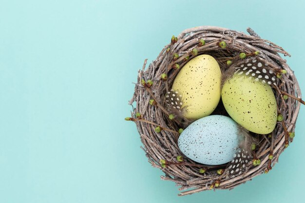 Paaswenskaart Paaseieren in het nest