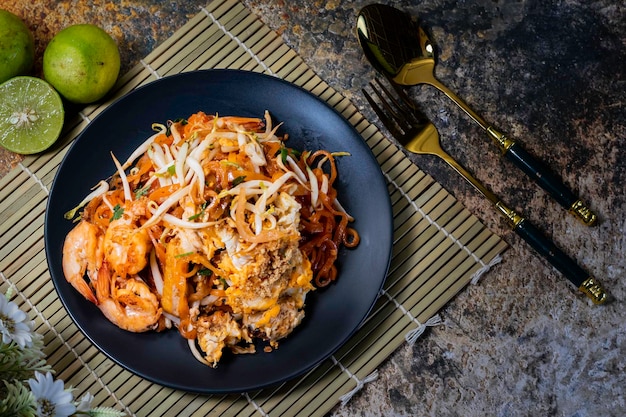 Photo pad thai is a popular dish for both thais and foreigners