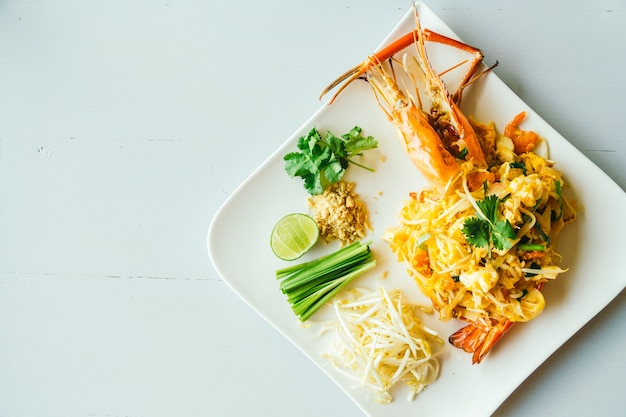 Pad thai noodles with jumbo prawn