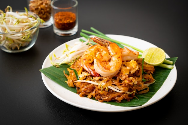 Pad thai - roergebakken rijstnoedels