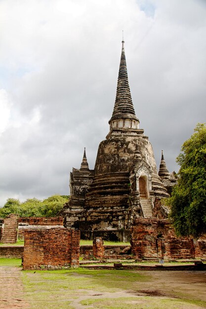 Photo pagoda at wat chaiwattanaram temple ayutthaya thailand