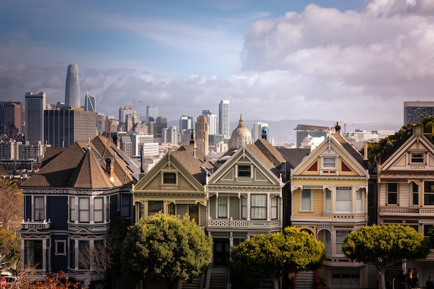 Painted Ladies houses and San Francisco's skyline at the back, California State