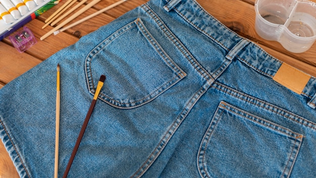 Painting brushes on shorts