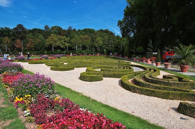 Foto palazzo e parco a ludwigsburg, germania