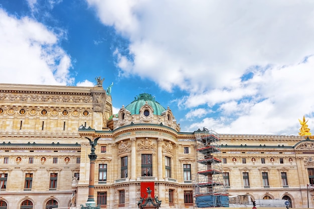 Palais of Opera Garnier & The National Academy of Music in Parijs, het grootste theater van Frankrijk.