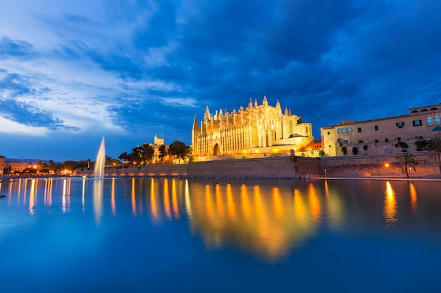 Palma de mallorca kathedraal seu zonsondergang mallorca