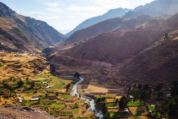 Foto paesaggi della pampa nella cordillera de los andes, perù, sud america