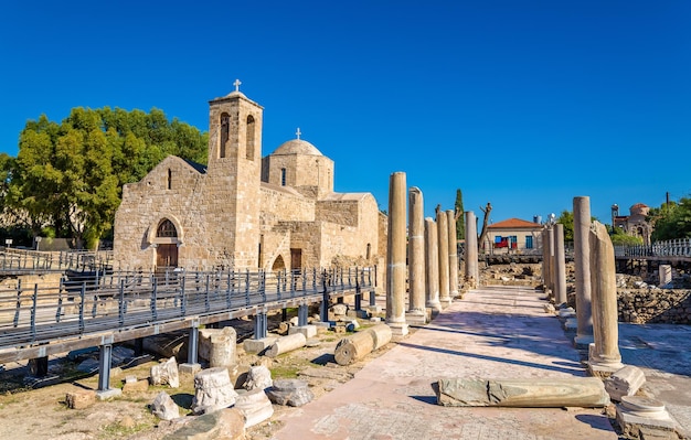 Photo panagia chrysopolitissa basilica in paphos cyprus