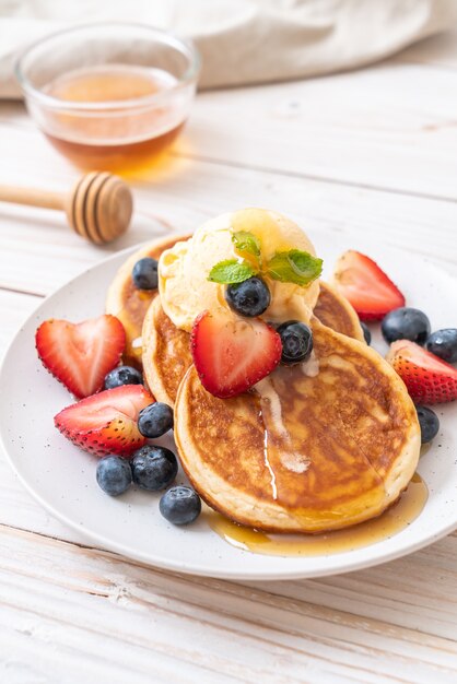 pancake with blueberries