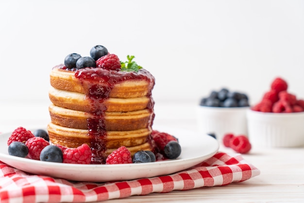 pancake with fresh raspberries and blueberries