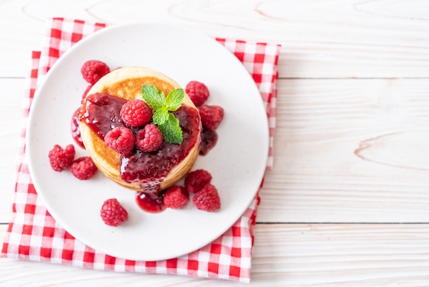 pancake with fresh raspberries