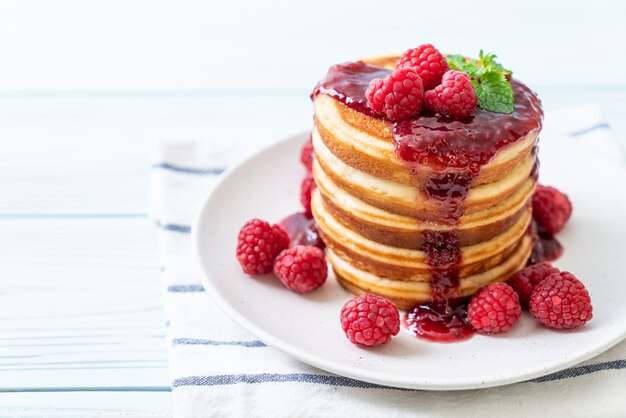 pancake with fresh raspberries