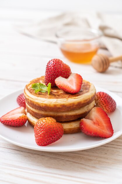 pancake with fresh strawberries