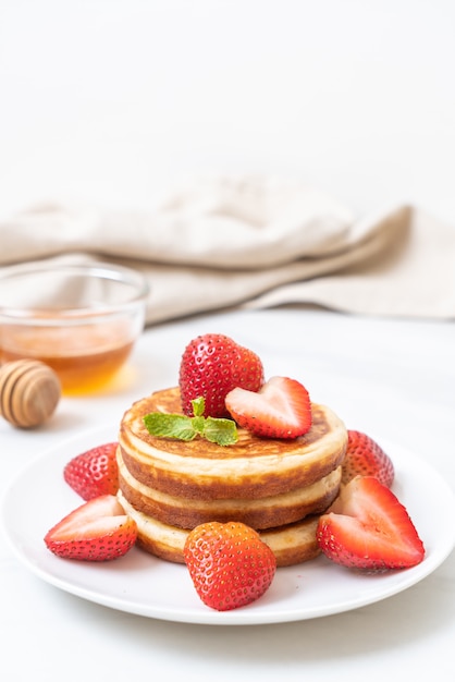 pancake with fresh strawberries