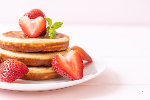 pancake with fresh strawberries