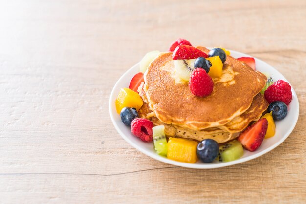 pancake with mix fruits