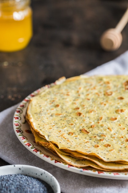 pancakes with poppy seeds