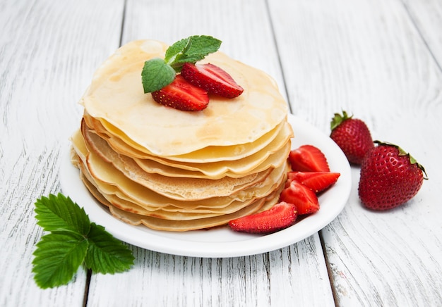 Pancakes with strawberries