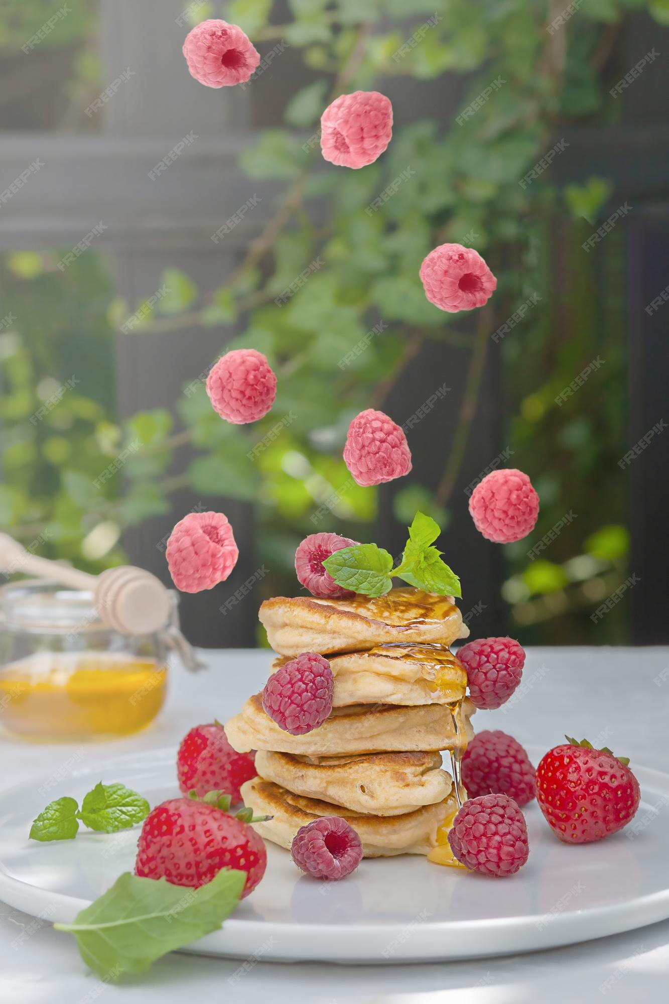 Breakfast, Wildberries