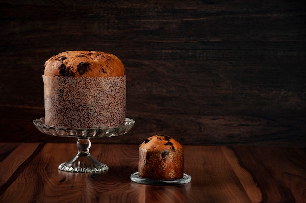 Panettone cake op tafel