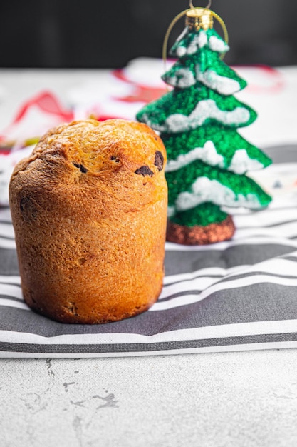 Foto panettone natale cottura dolce pasticceria frutta secca cioccolato natale dolce dessert vacanza