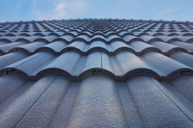 Foto pannendak met blauwe lucht