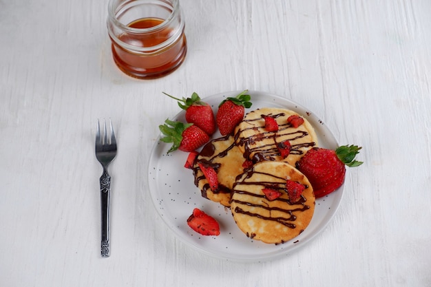 pannenkoek met chocolade en aardbei