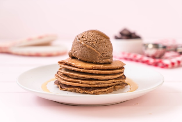 pannenkoek met chocolade-ijs