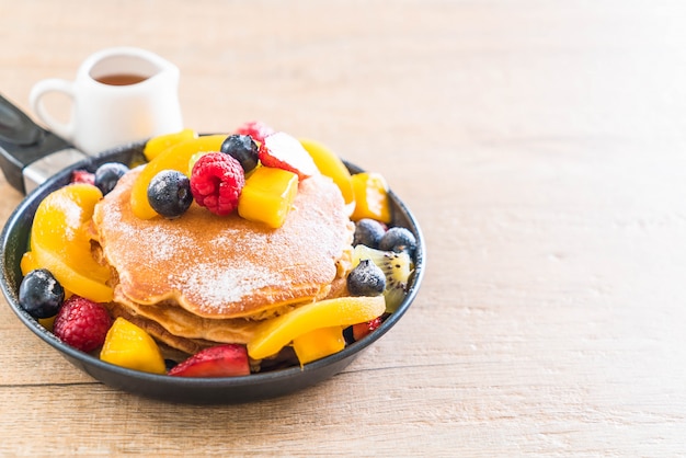 pannenkoek met mix fruit