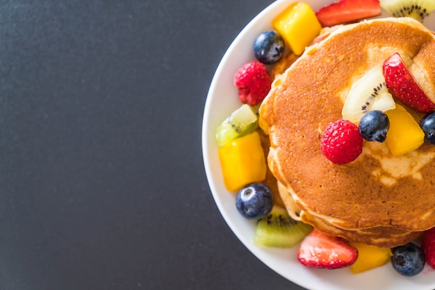 pannenkoek met mix fruit