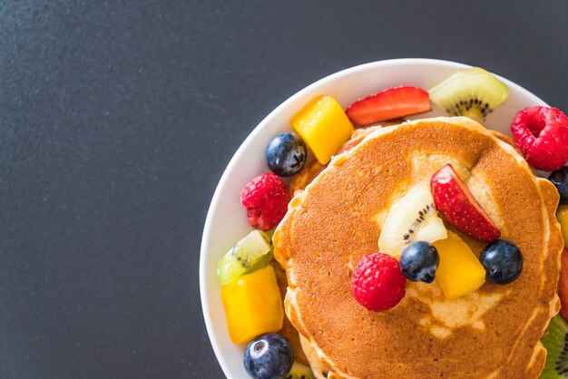 pannenkoek met mix fruit