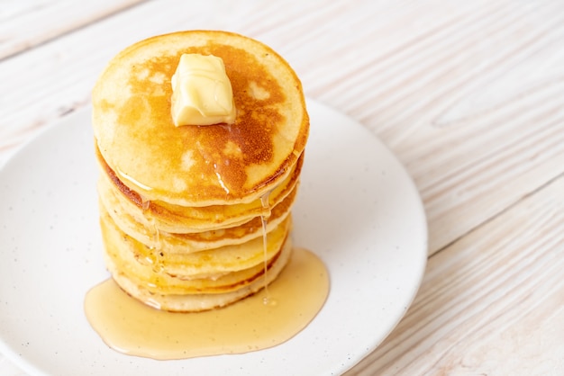 pannenkoeken met boter en honing