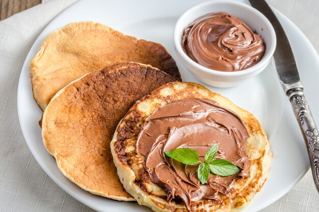 Pannenkoeken met chocoladeroom