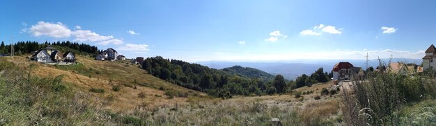 Panoraambeeld van het landschap tegen de lucht