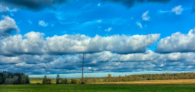 Foto panoraambeeld van het landschap tegen de lucht