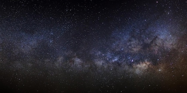 Panorama Melkweg GalaxyLange belichtingsfoto met korrel