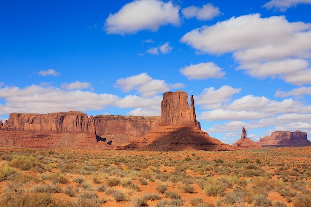 Panorama met beroemde Buttes van Monument Valley uit Arizona, USA.