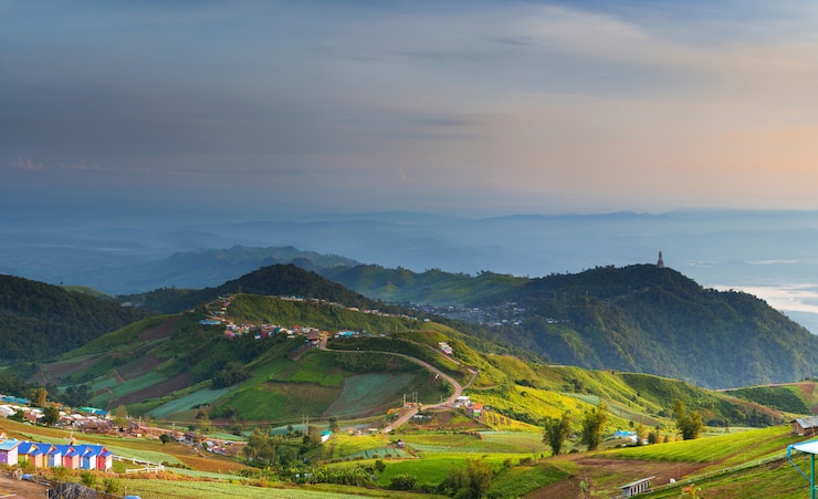 Photo panorama mountain landscape phutabberk thailand