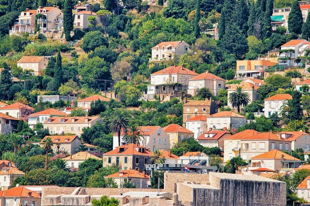 Панорама Старого города Дубровник с красной черепицей, Хорватия