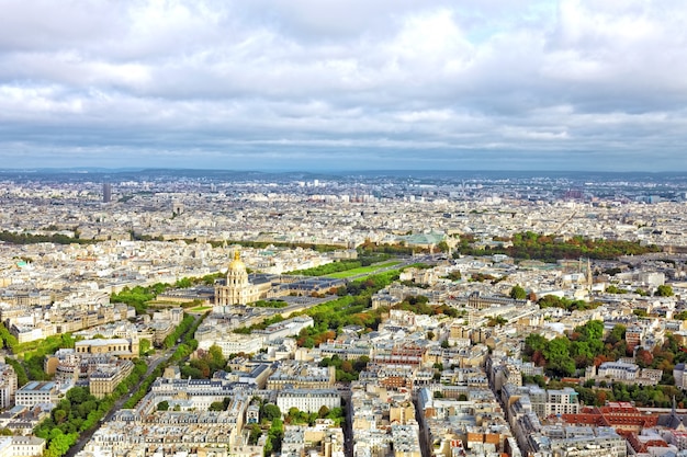 Панорама Парижа с башни Монпарнас. Франция.