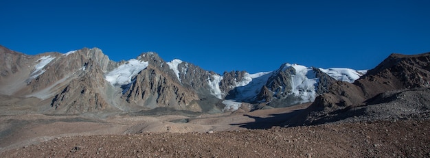 Panorama van bergen