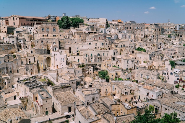 Panorama van de oude stad Matera op een zonnige dag, Italië