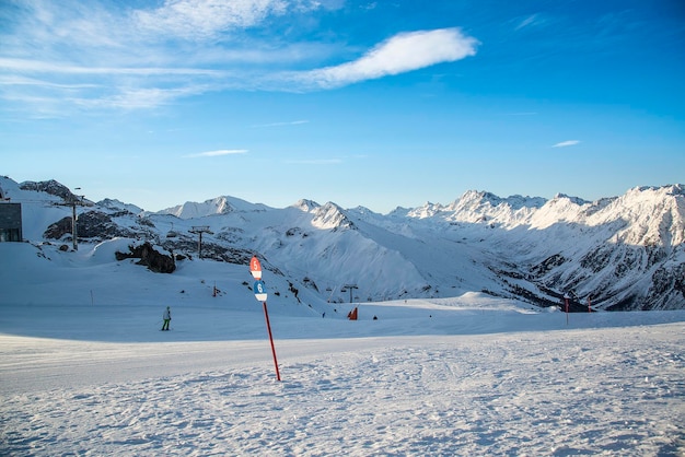 Panorama van het Oostenrijkse skigebied Ischgl