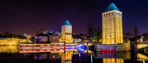 Panorama van Ponts couverts in de wijk Petite France van Straatsburg