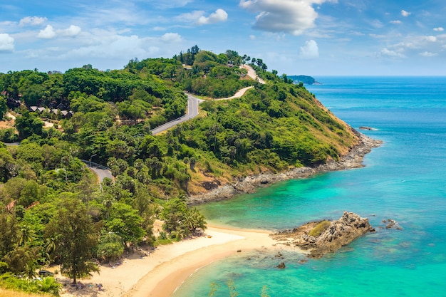 Panorama van Yanui-Strand in Phuket in Thailand