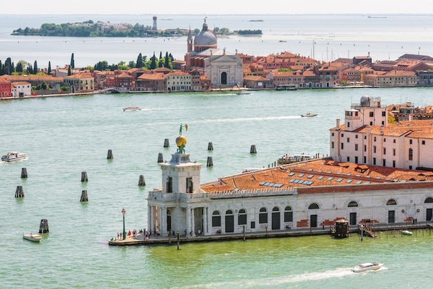 Photo panorama of venice taken from above italy