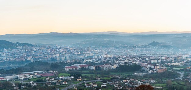 Foto vista panoramica di ourense in galizia